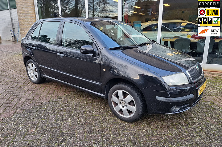 SKODA Fabia 1.4-16V Elegance